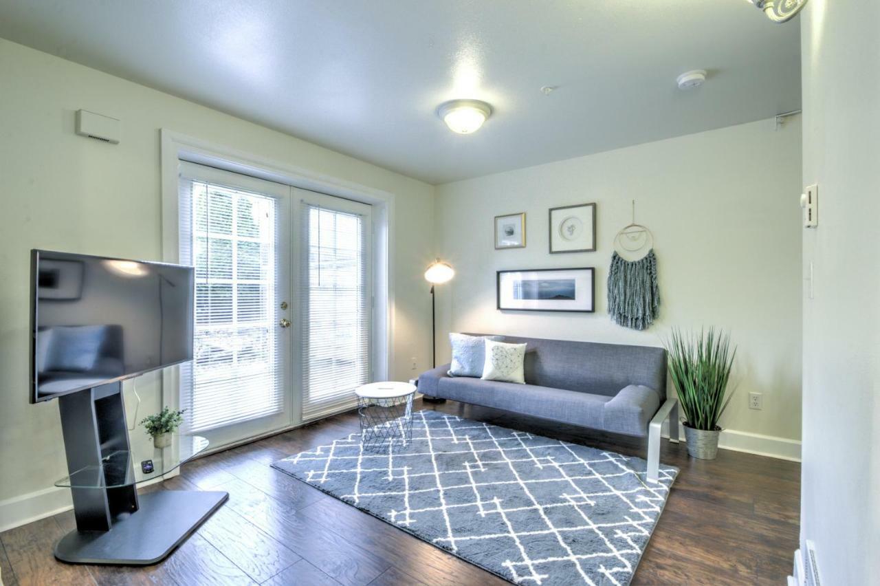 Capitol Hill Luxury Apartments Сиатъл Екстериор снимка