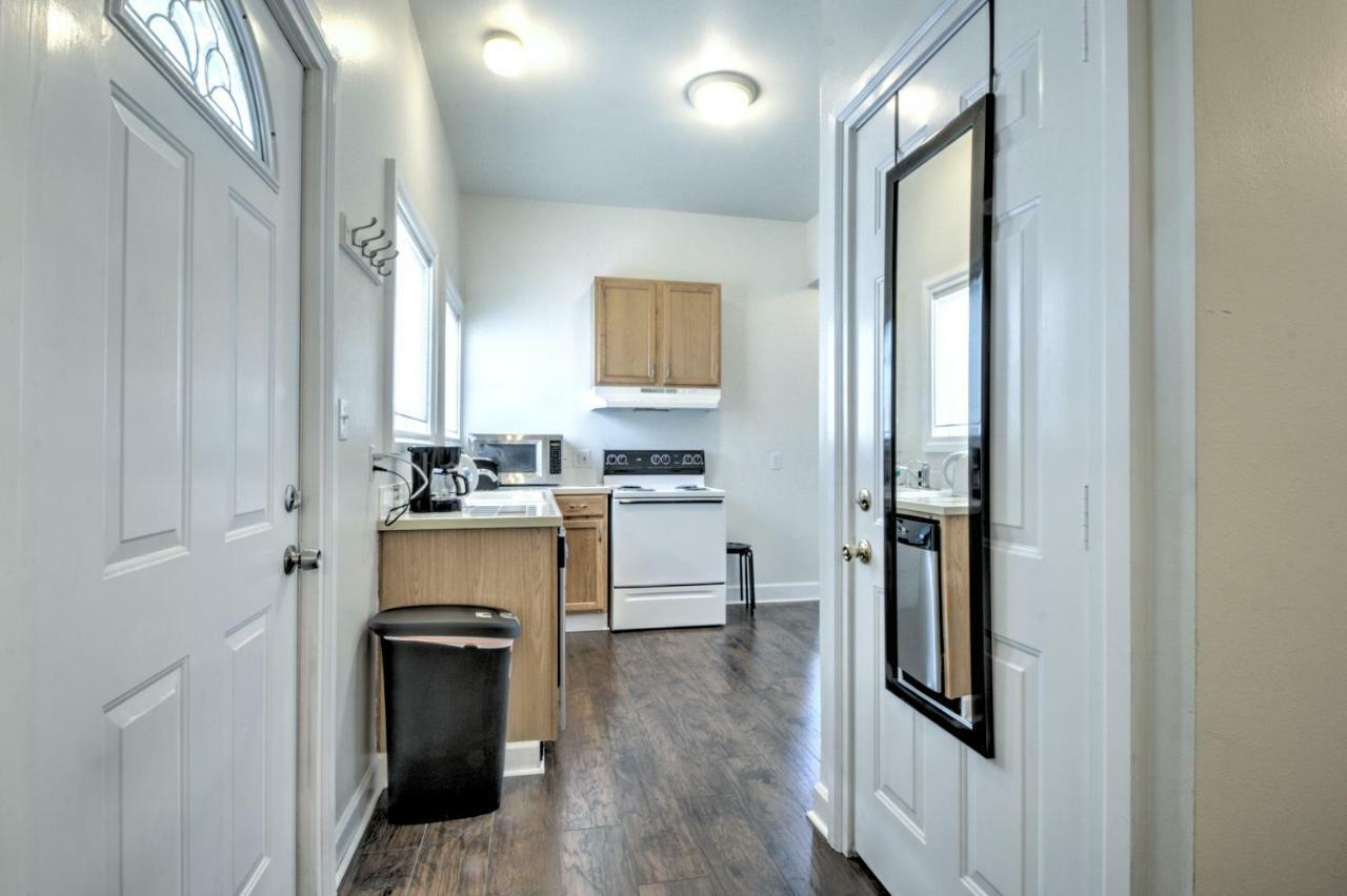Capitol Hill Luxury Apartments Сиатъл Екстериор снимка