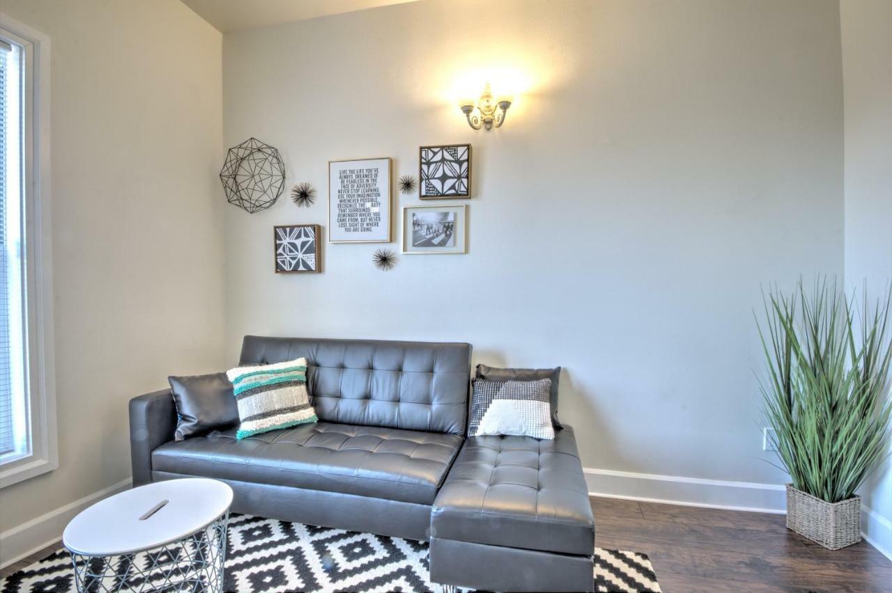 Capitol Hill Luxury Apartments Сиатъл Екстериор снимка