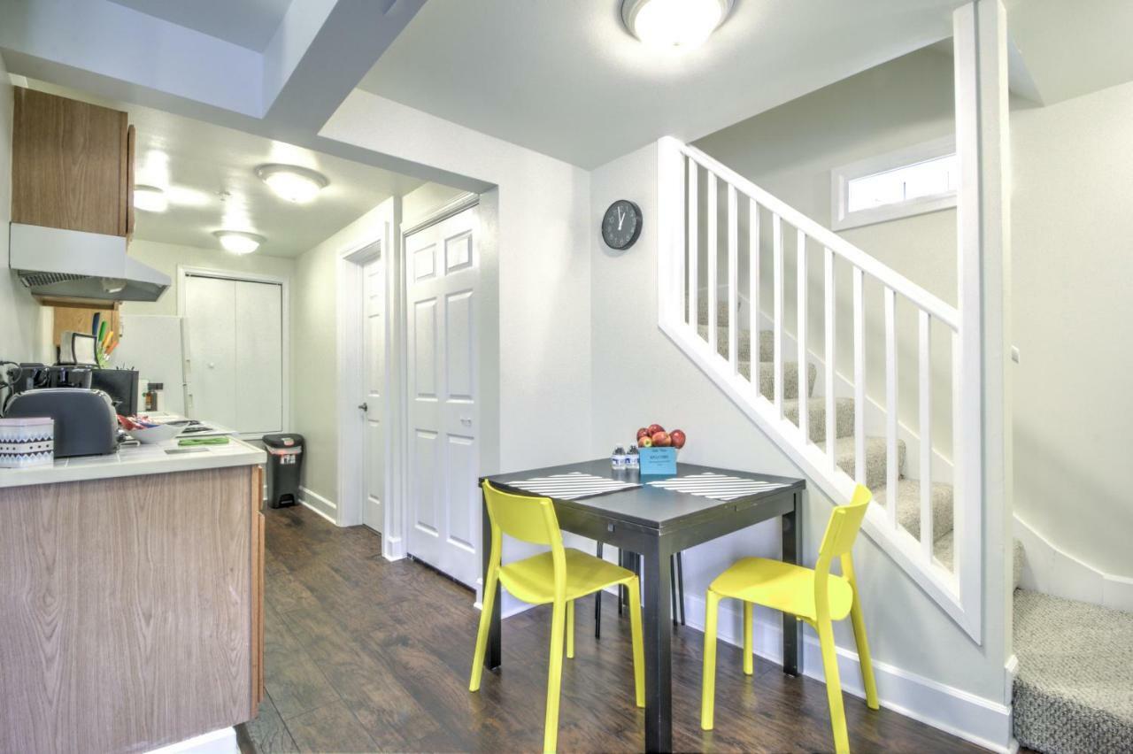 Capitol Hill Luxury Apartments Сиатъл Екстериор снимка