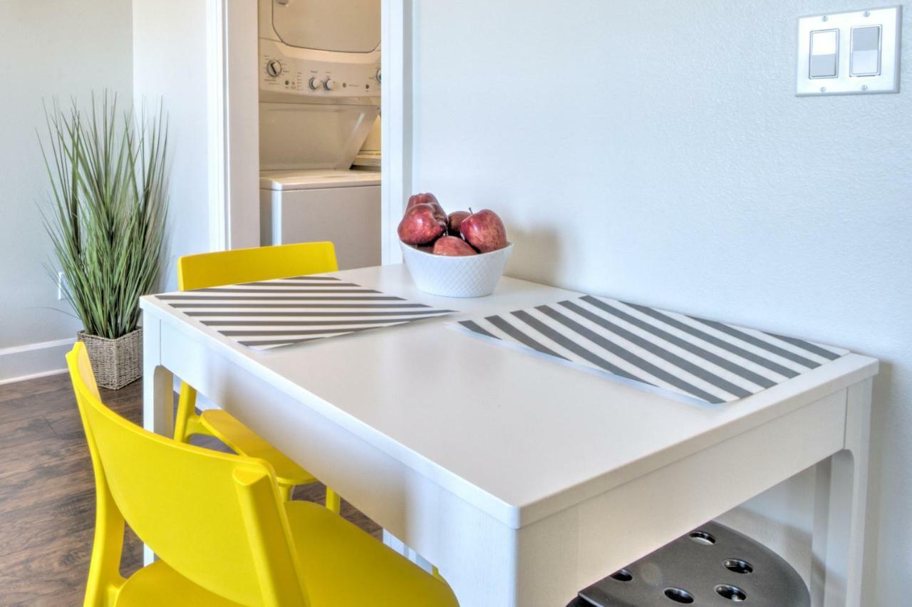 Capitol Hill Luxury Apartments Сиатъл Екстериор снимка