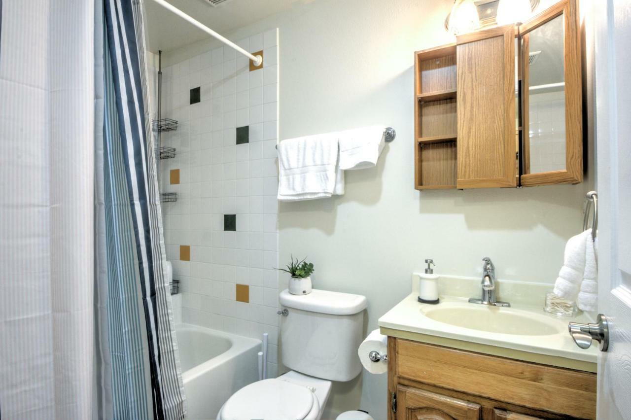 Capitol Hill Luxury Apartments Сиатъл Екстериор снимка