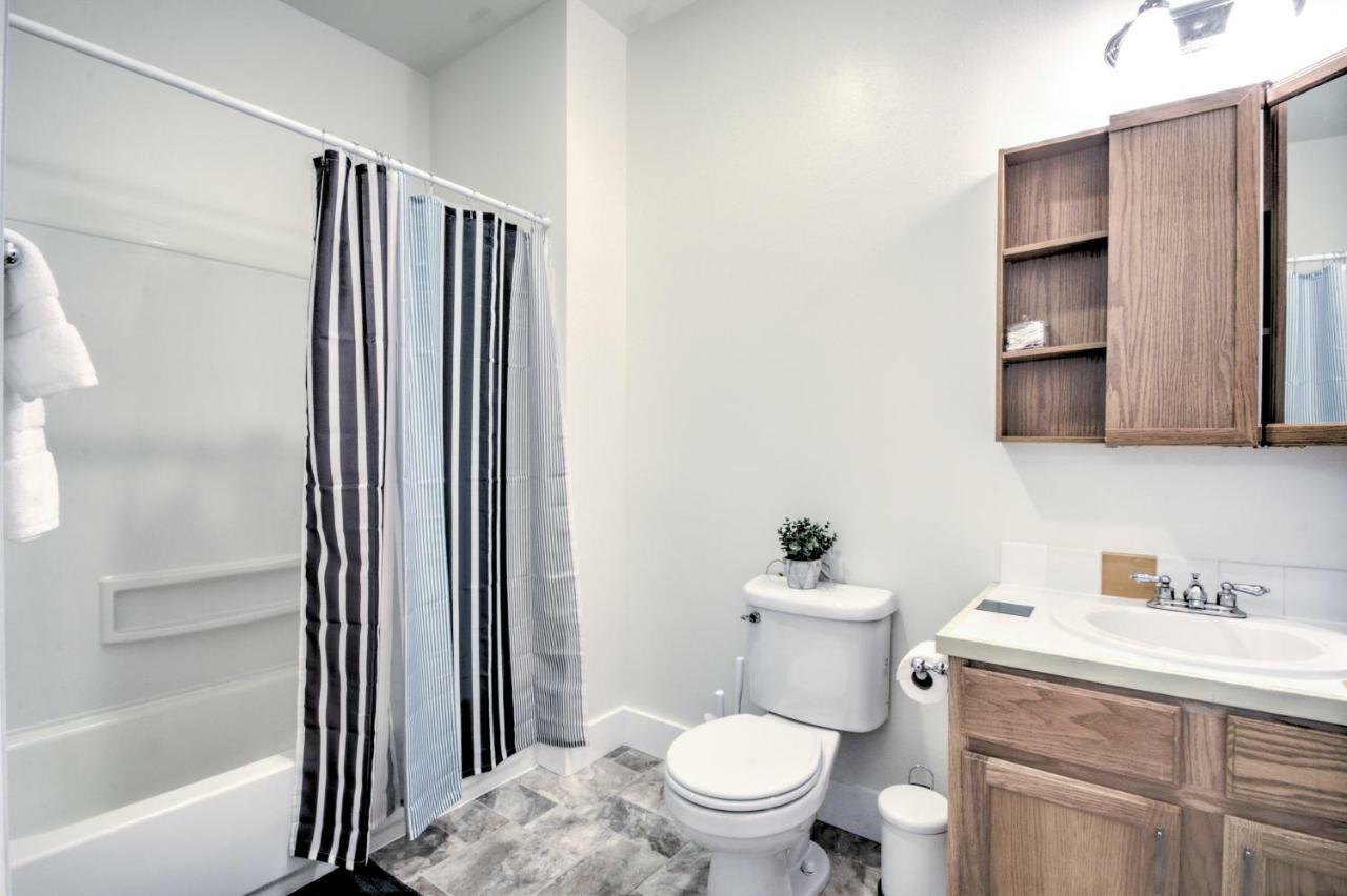 Capitol Hill Luxury Apartments Сиатъл Екстериор снимка